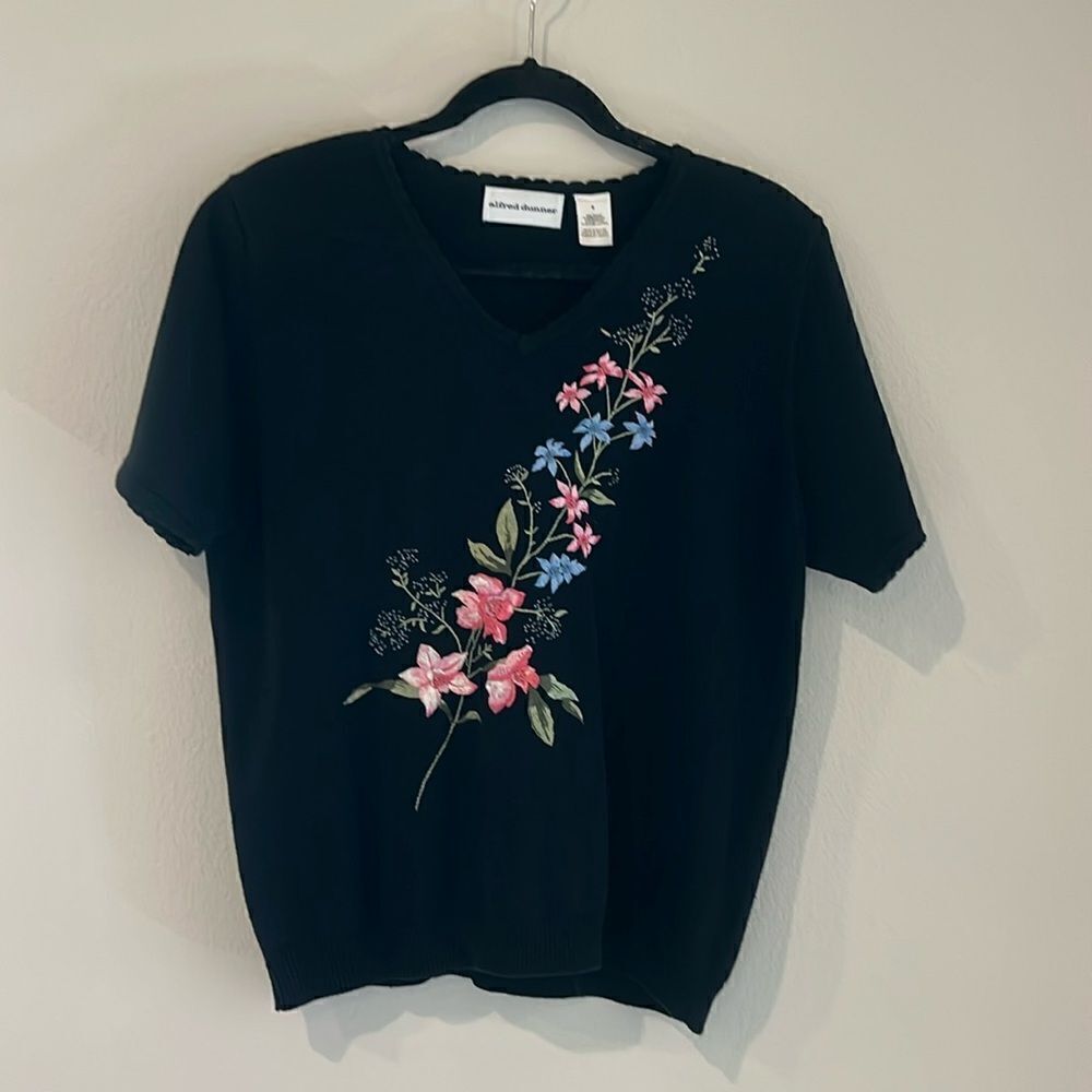 Alfred Dunner Vintage Floral Embroidered Sweater Top Women’s S black Top